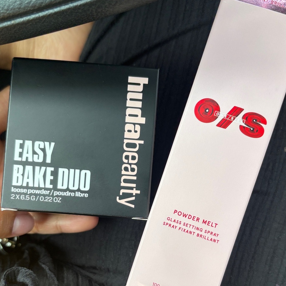 Huda Beauty Cherry Peach and Pink O/S Powder Melt